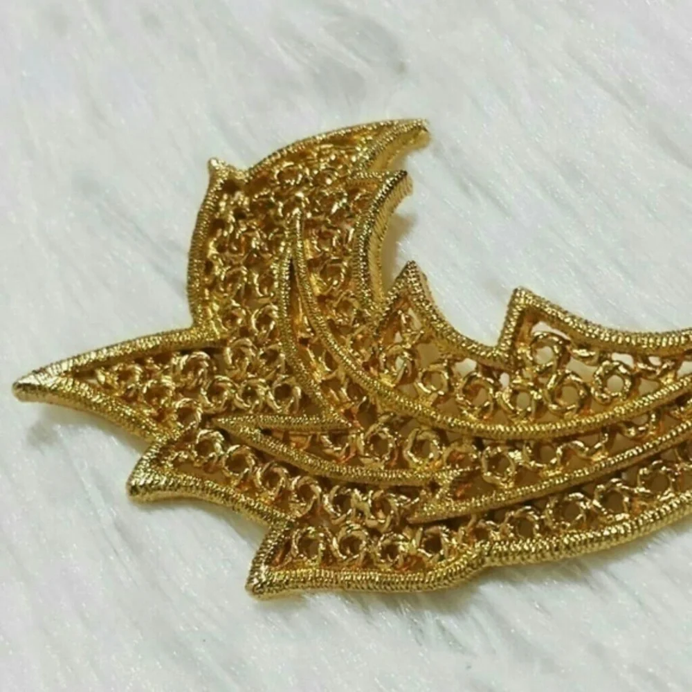 Vintage Christian Dior Blown Leaf Brooch